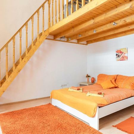 Izabella Home Budapest Esterno foto