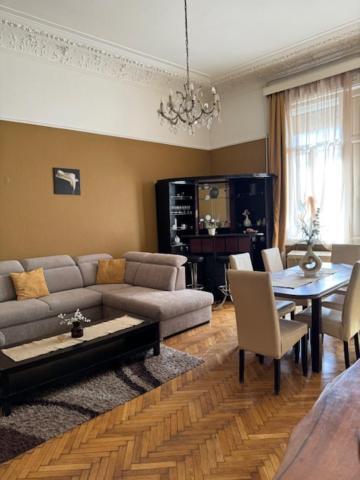 Izabella Home Budapest Esterno foto