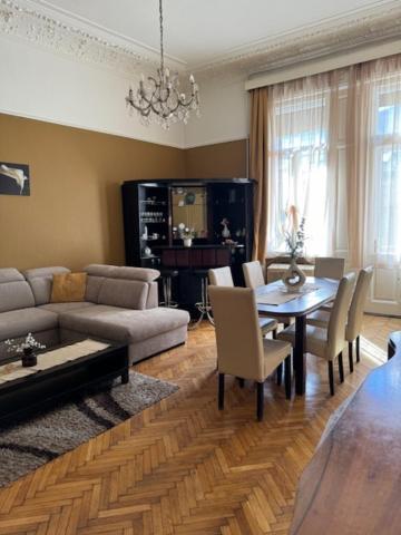 Izabella Home Budapest Esterno foto
