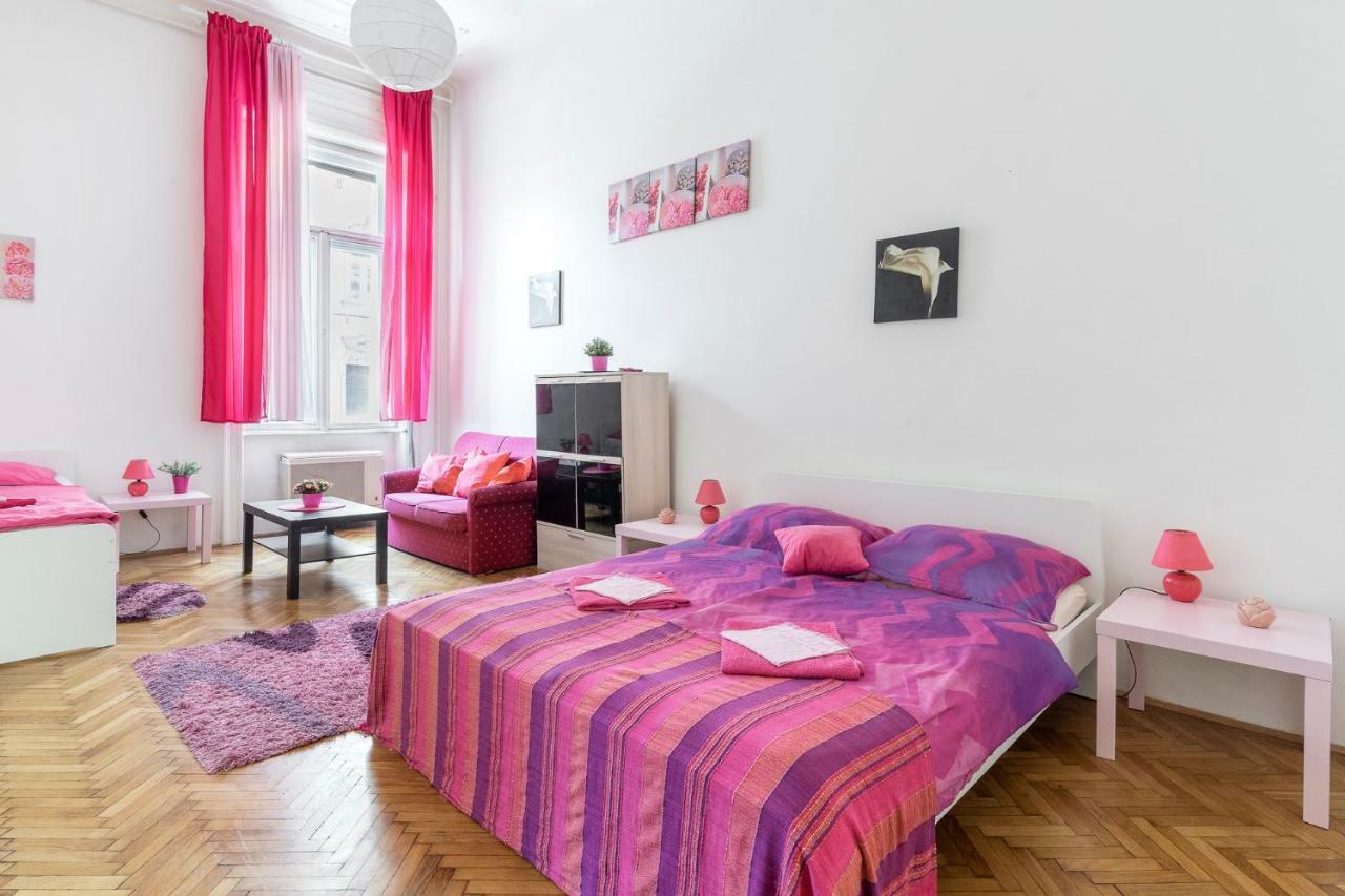 Izabella Home Budapest Esterno foto