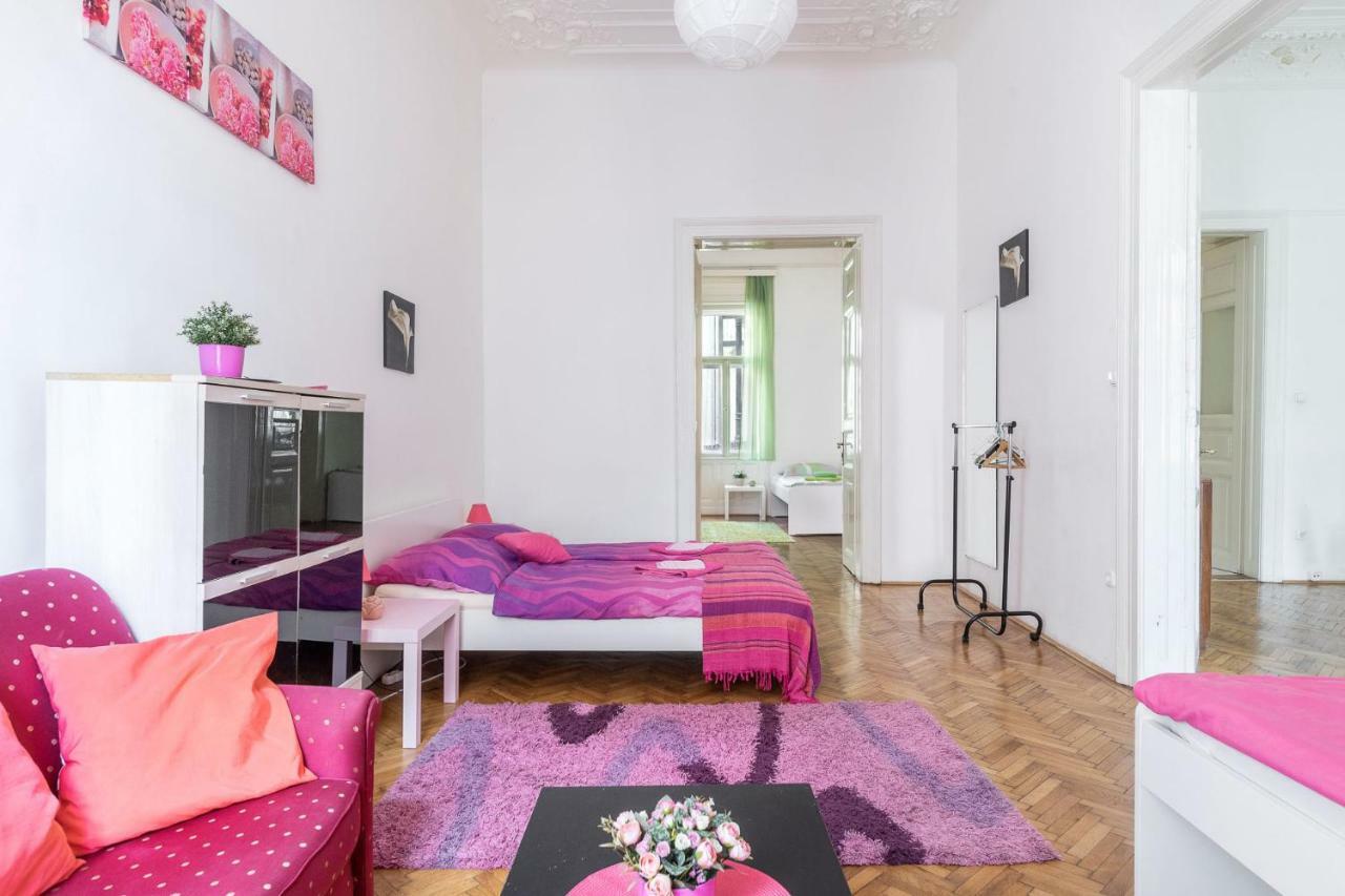 Izabella Home Budapest Esterno foto