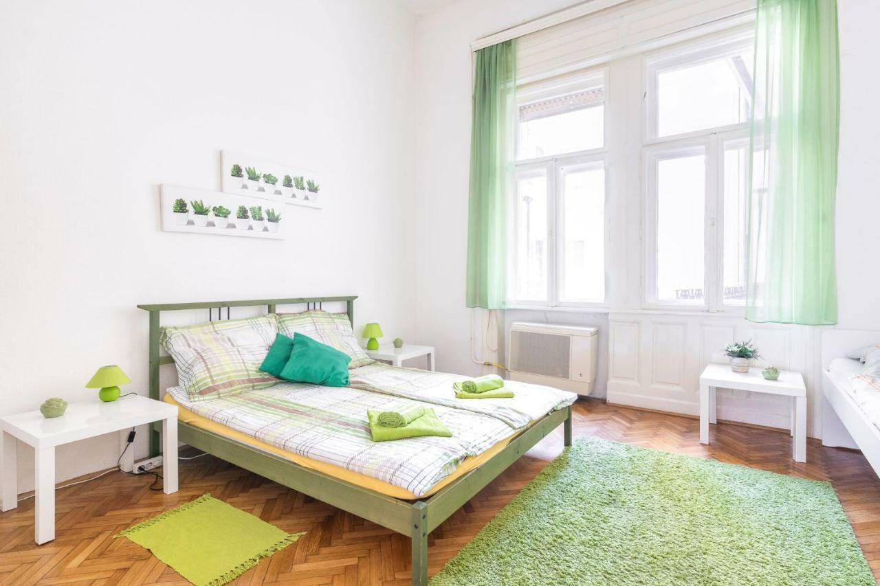 Izabella Home Budapest Esterno foto